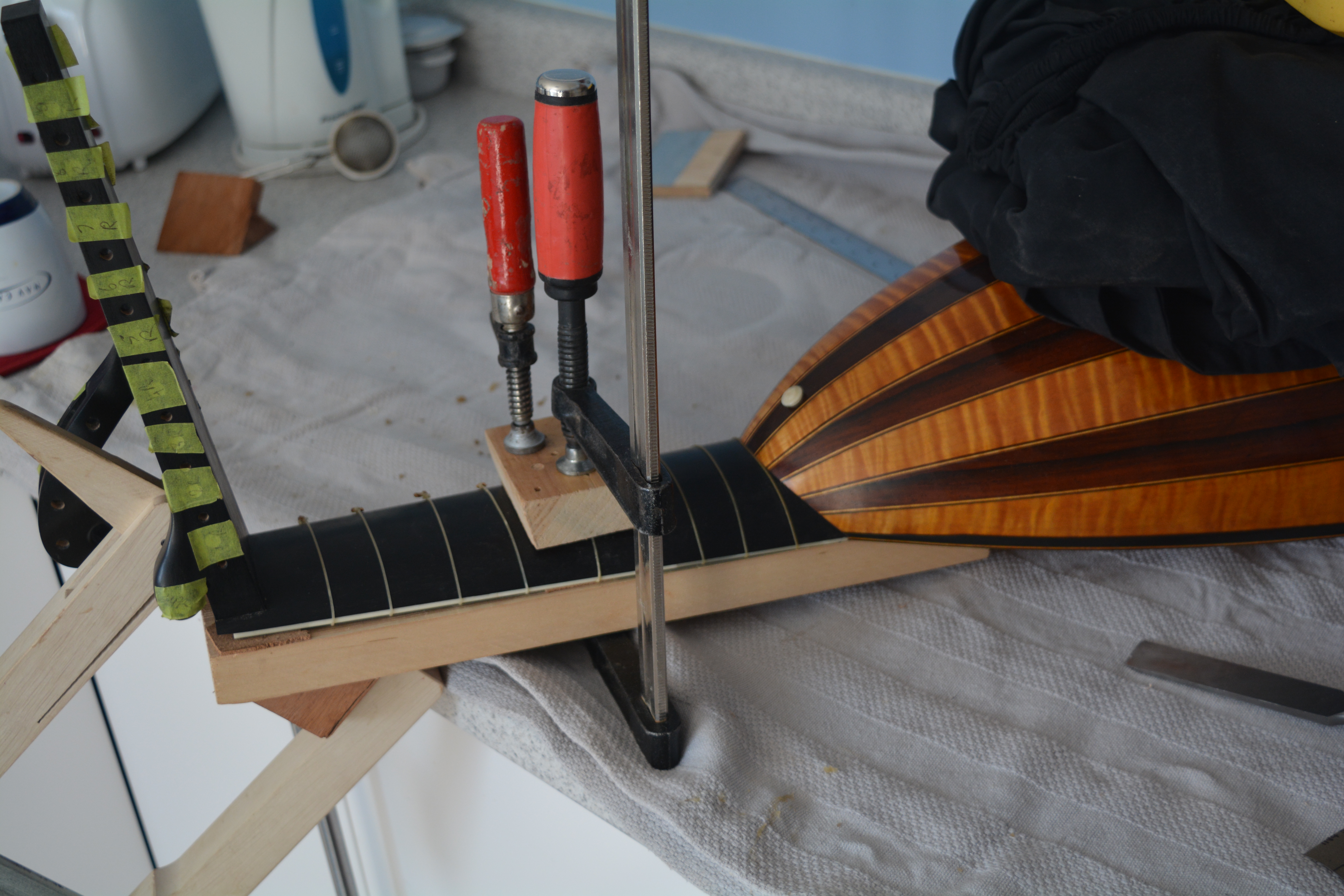 Repairing a Baroque lute – Guitars by Emily